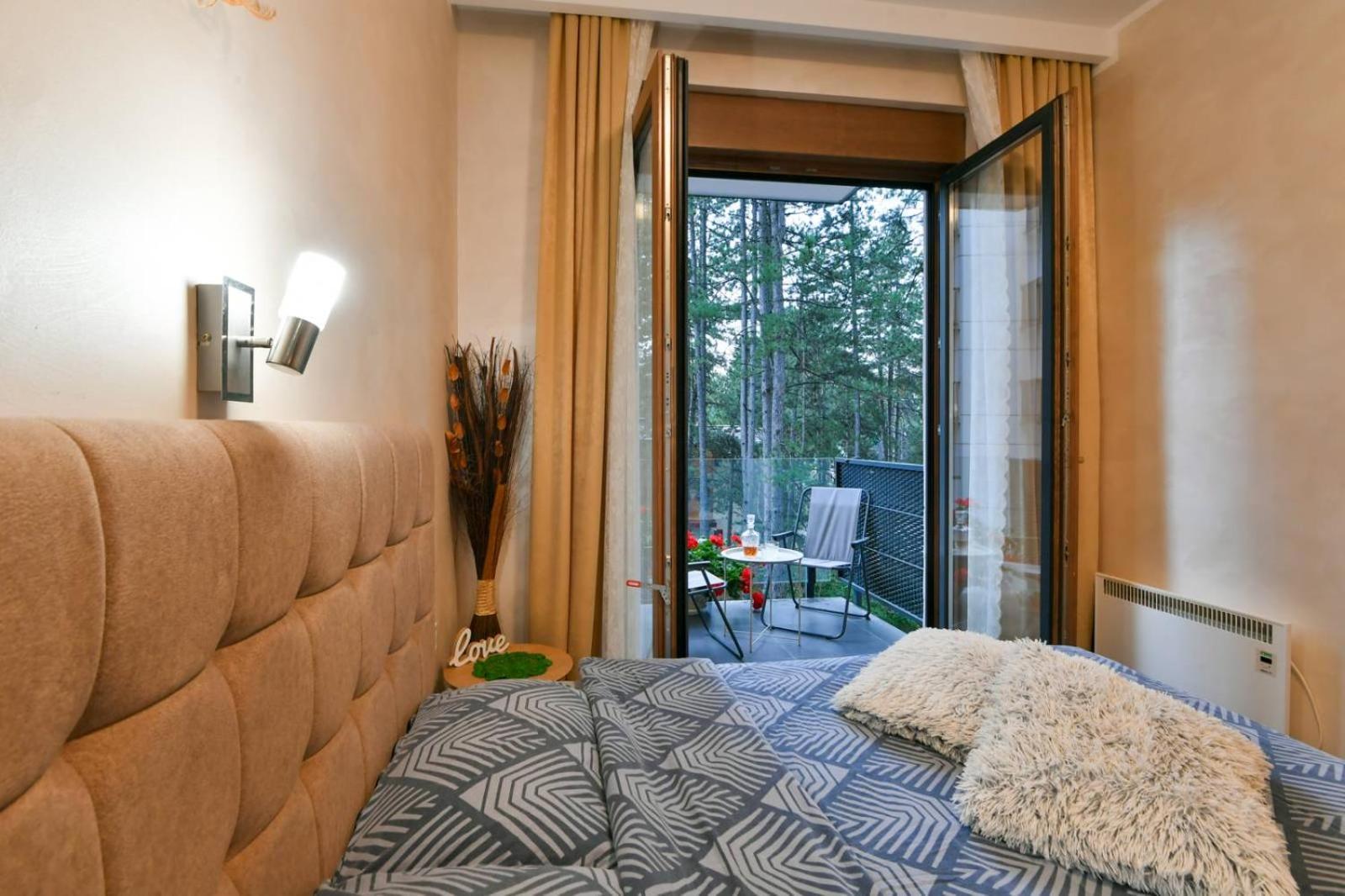 Lux Apartman Popovic Zlatibor Buitenkant foto
